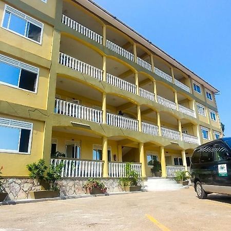 Karibu Bb Suites Entebbe Kültér fotó